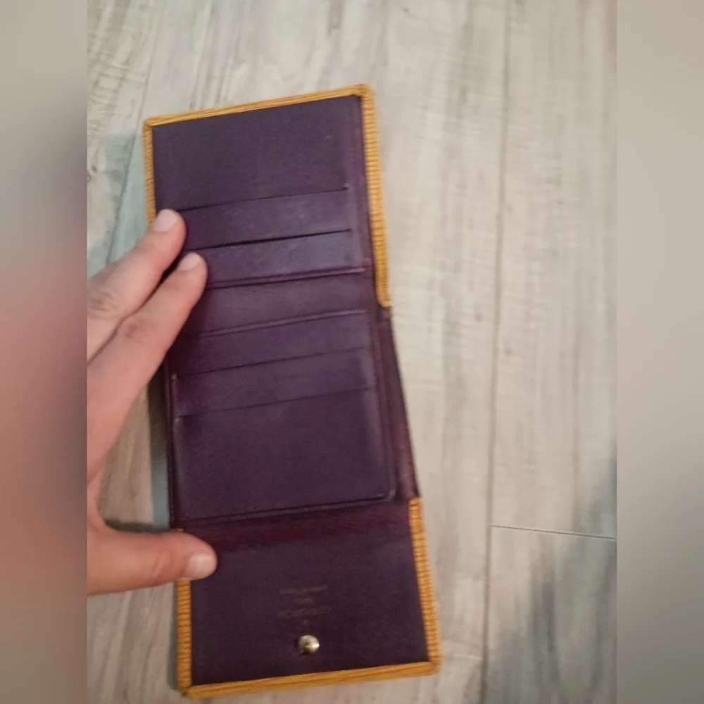 Louis Vuitton Authentic Bill Fold Wallet Yellow Epi Coin Pocket - Picture 6 of 12